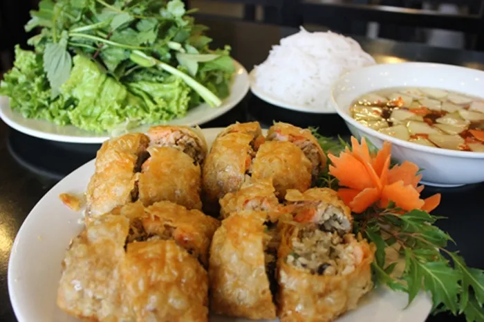 10 Essential Tips for Visitors When Choosing the Right Restaurant in Saigon, Vietnam