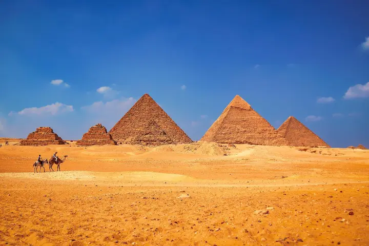 Traveling to Giza – Home of the Pyramids