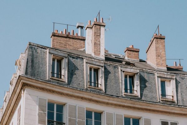 Airbnb Vs Vrbo Lisbon Remote Workers: Airbnb vs VRBO in Lisbon for Remote Workers: Which Is Safer?