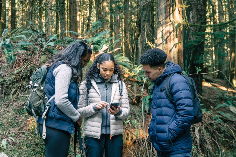 Hiking Guide Oregon: Oregon Hiking Guide: What to Pack, Where to Go, and How to Stay Safe