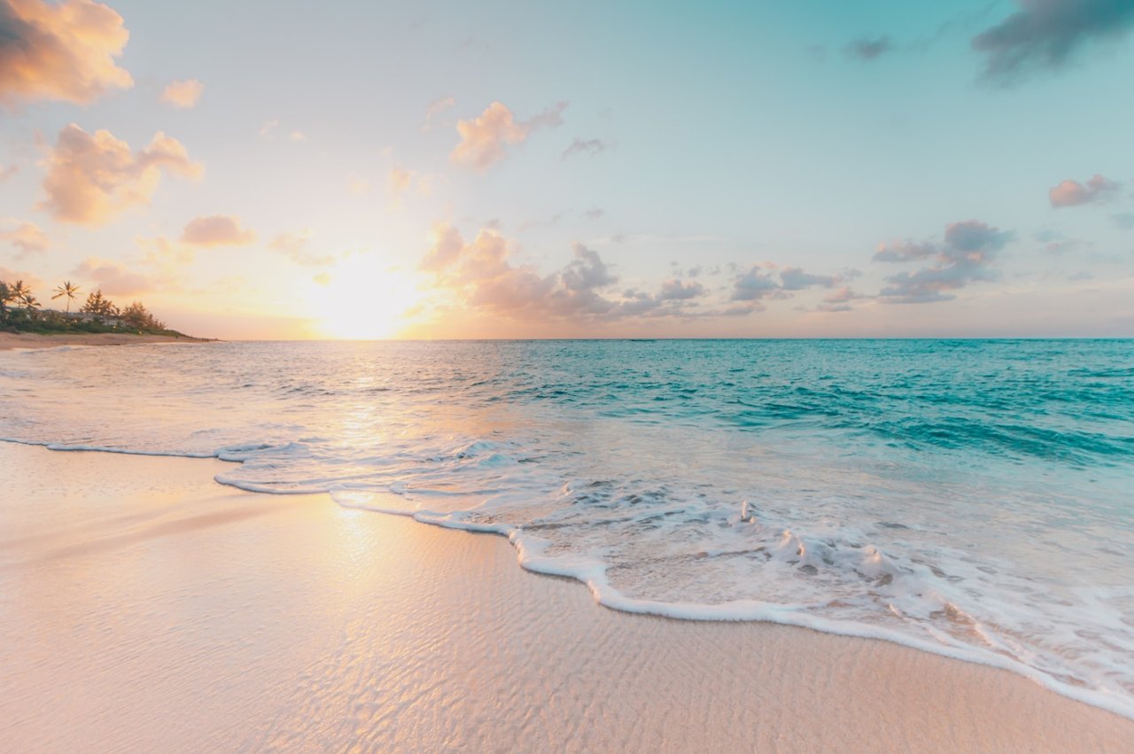Solo Traveler Social Guide: How To Join Tours Without Feeling Awkward