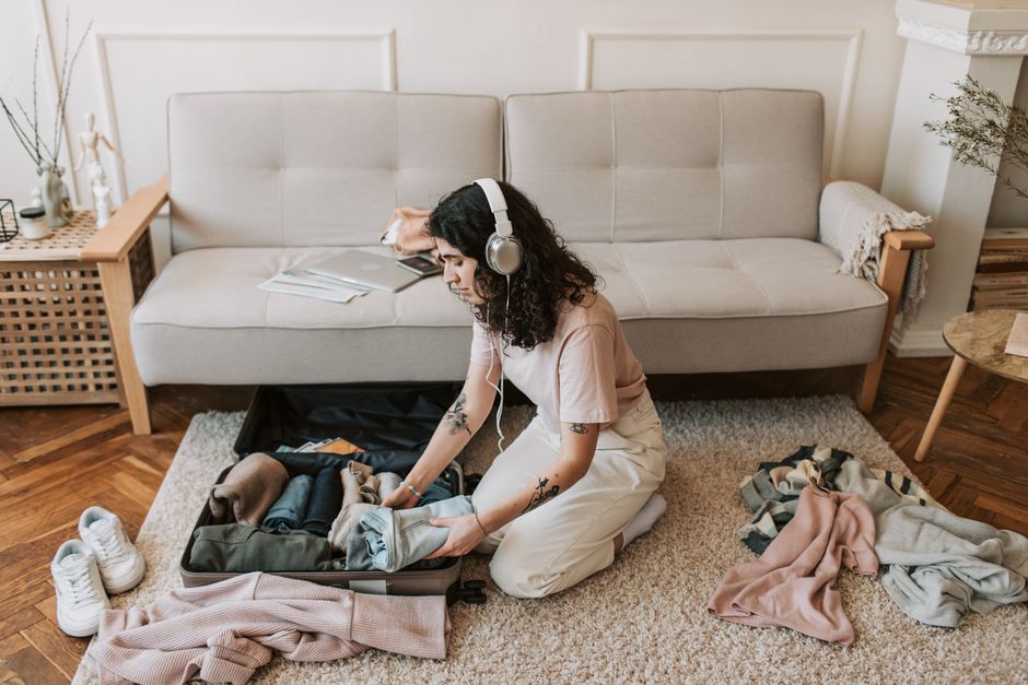 Travel Gadgets For Long-Haul Flights: Long-Haul Flight Gadgets That Actually Earn Their Bag Space